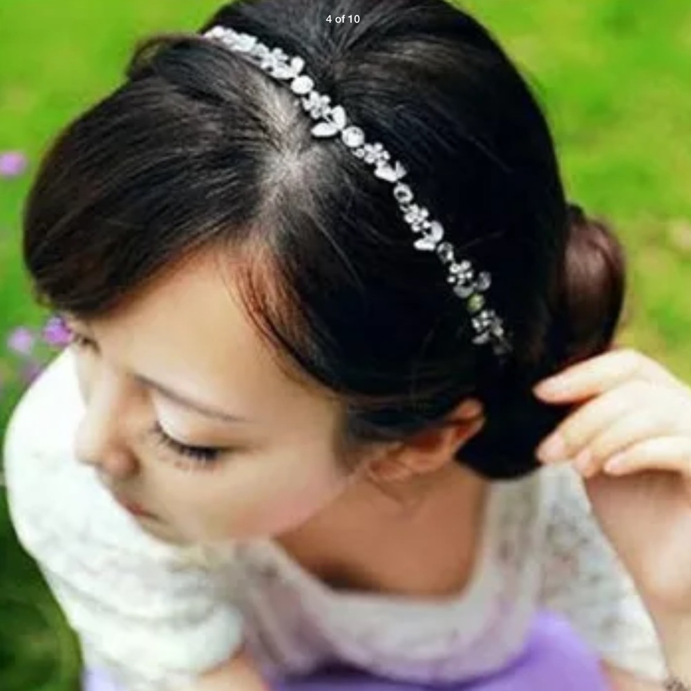 New Beautiful Rhinestone Headband - Picture 3 of 8